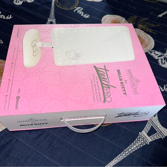 (SOLD) Impressions Vanity Hello Kitty TouchPro - Picture 3 of 5